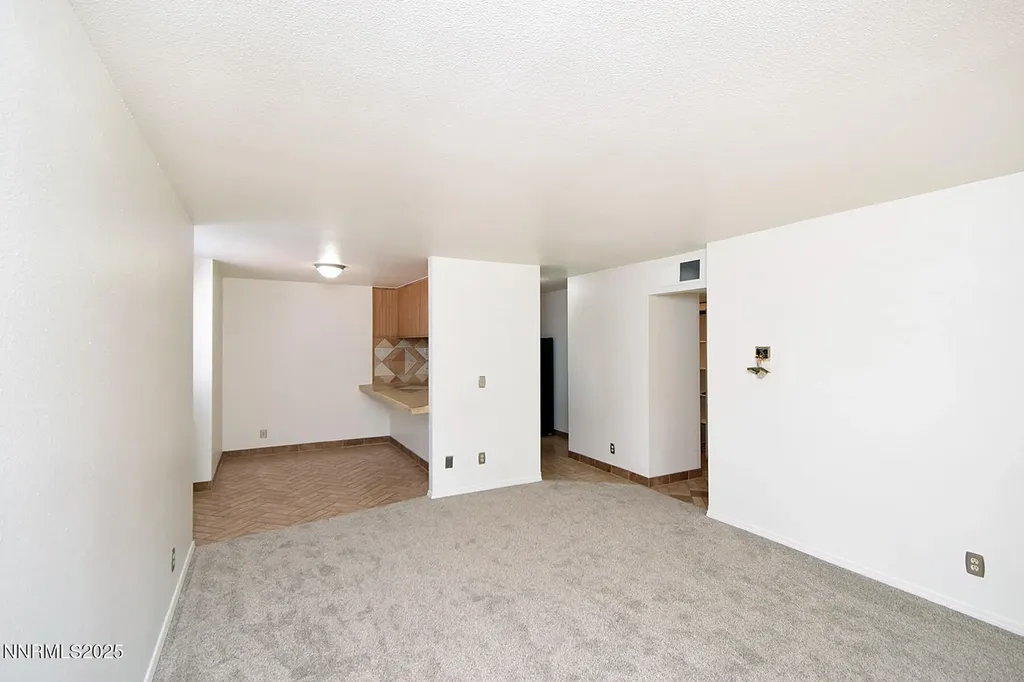 2750 Plumas Reno NV 89509