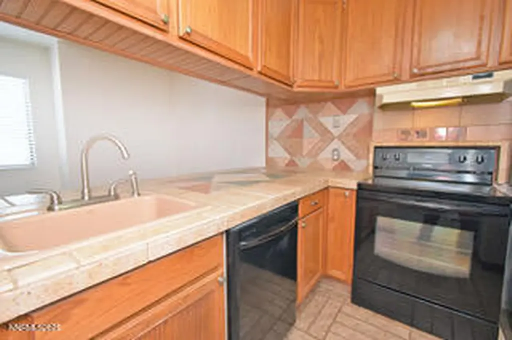 2750 Plumas Reno NV 89509