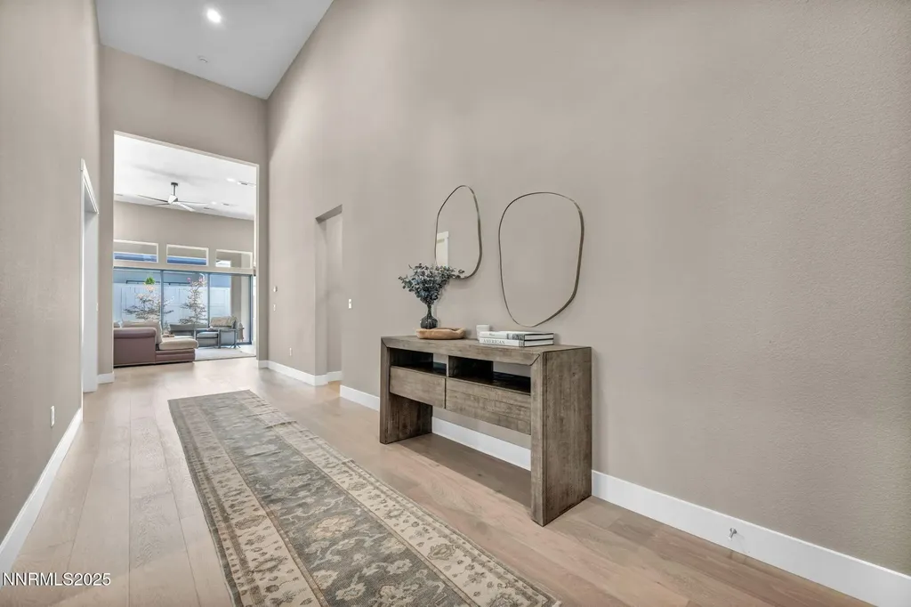 5441 Side Saddle Reno NV 89511
