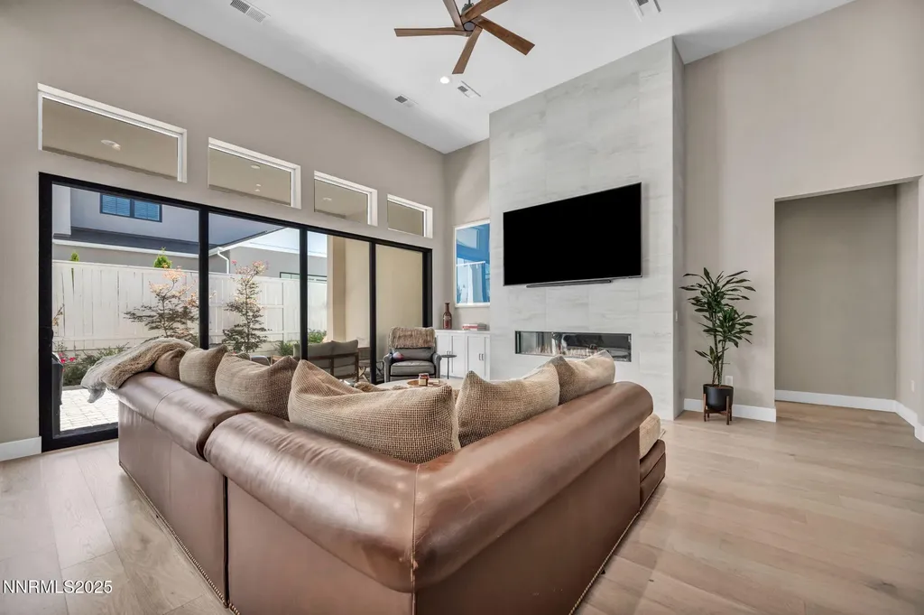 5441 Side Saddle Reno NV 89511