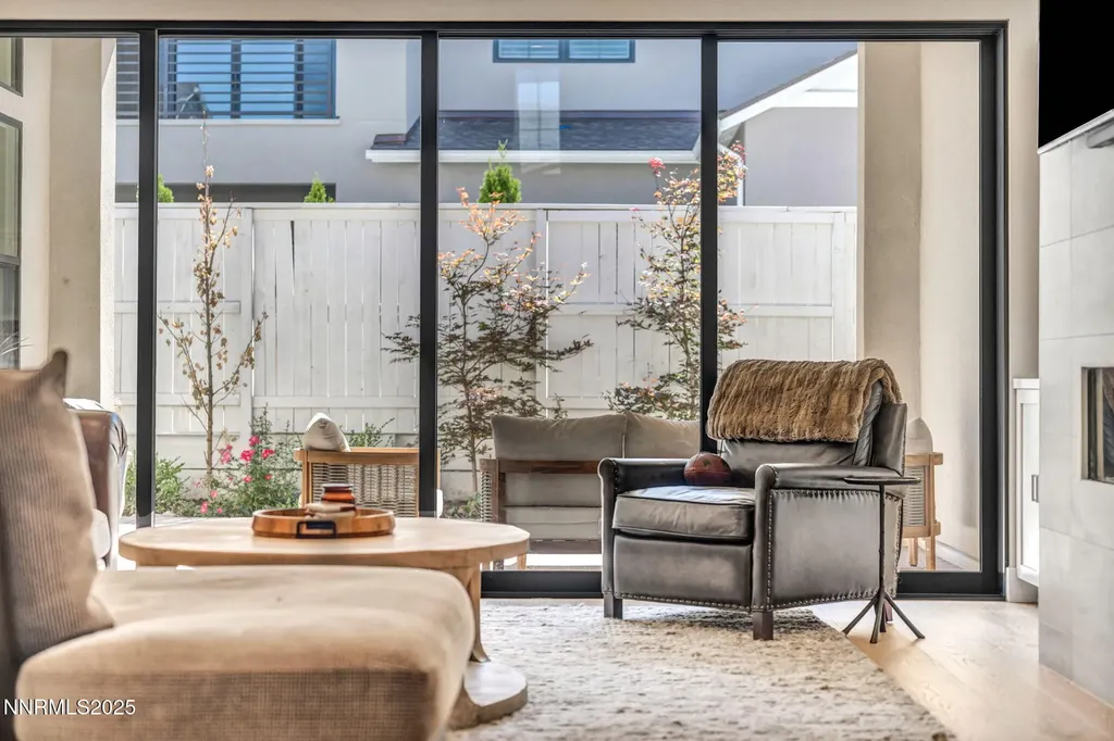 5441 Side Saddle Reno NV 89511