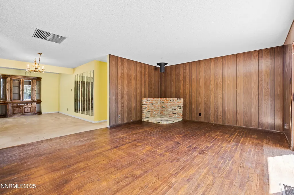 3465 Yosemite Reno NV 89503