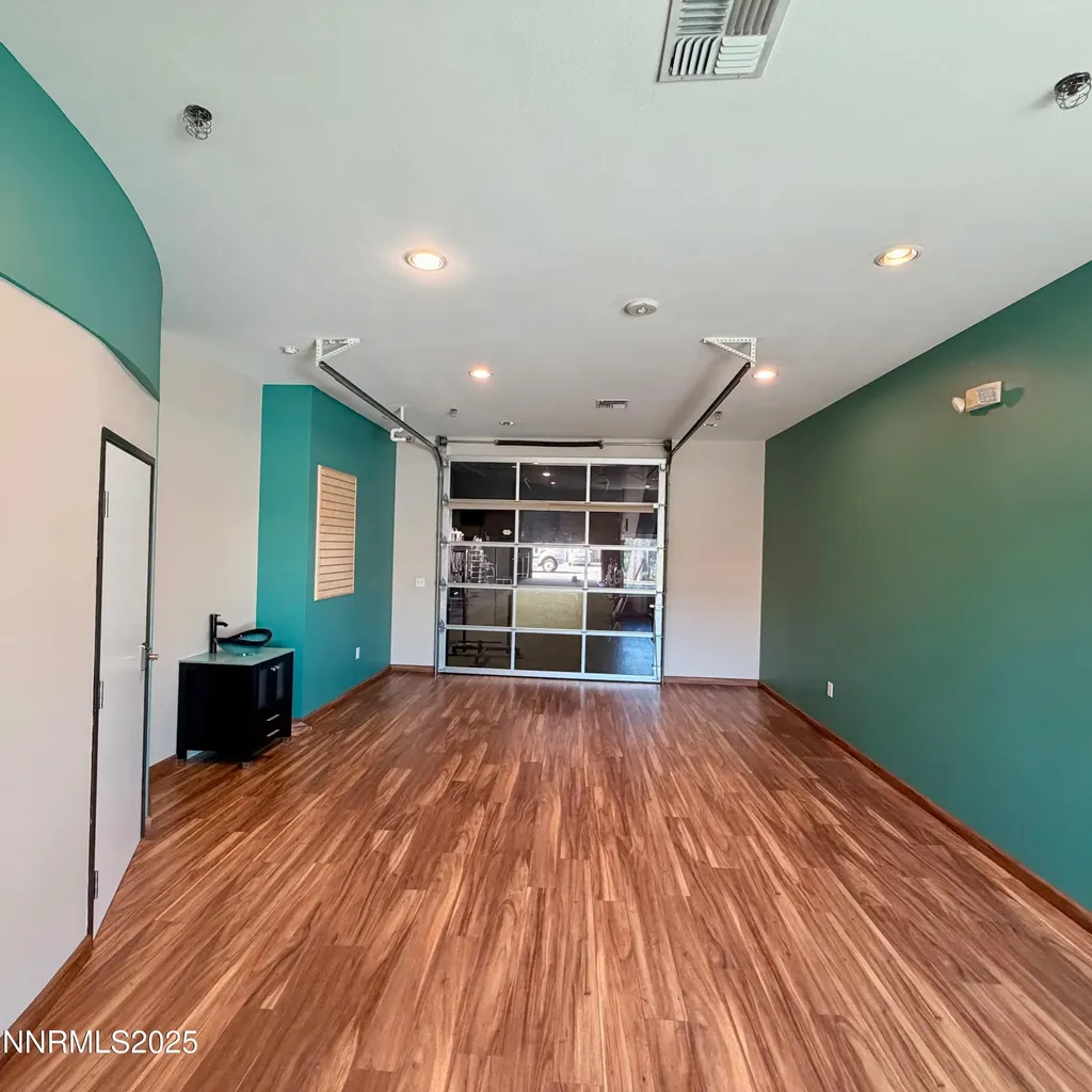 8975 Double Diamond Reno NV 89521