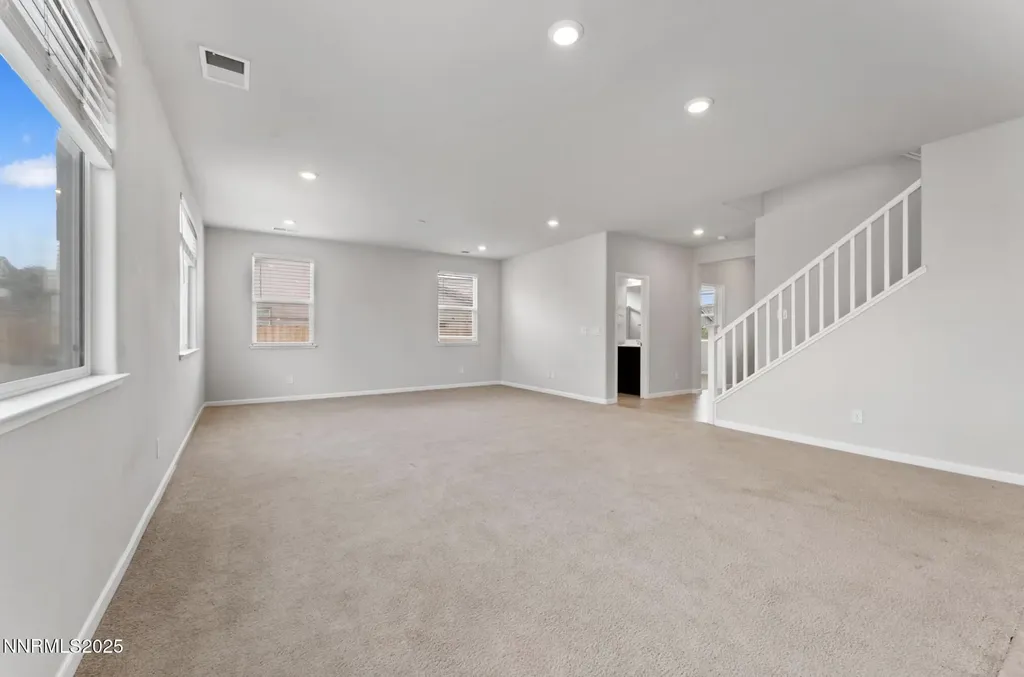 7260 Treeline Sparks NV 89436