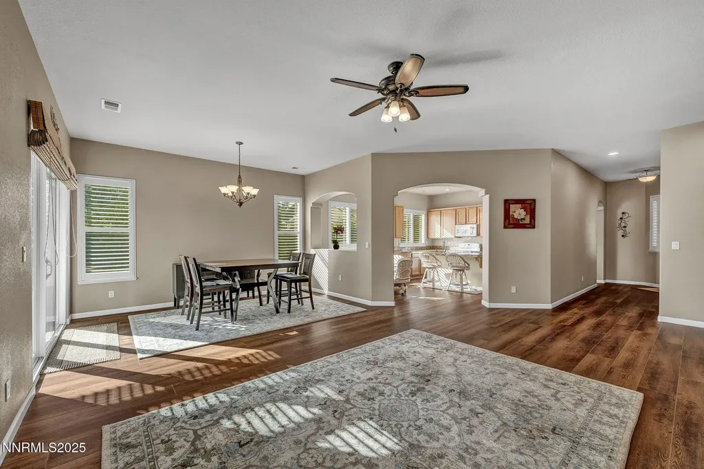 823 Gullane Dayton NV 89403