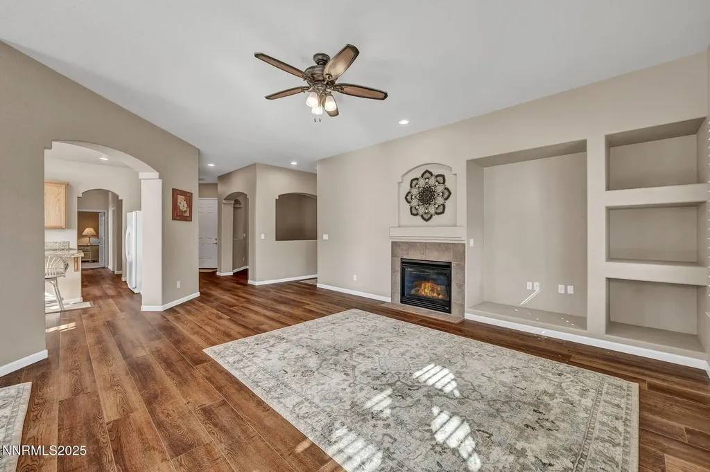 823 Gullane Dayton NV 89403
