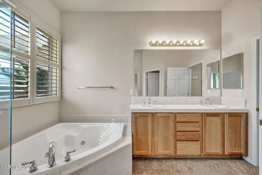 823 Gullane Dayton NV 89403