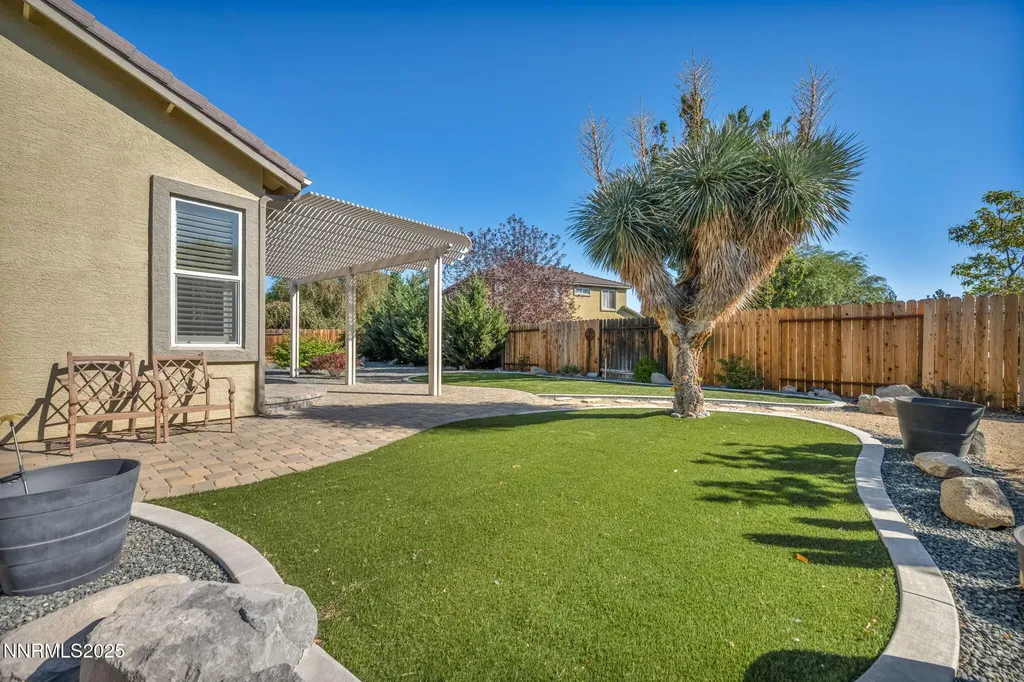 823 Gullane Dayton NV 89403