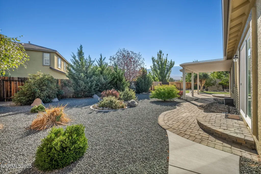 823 Gullane Dayton NV 89403