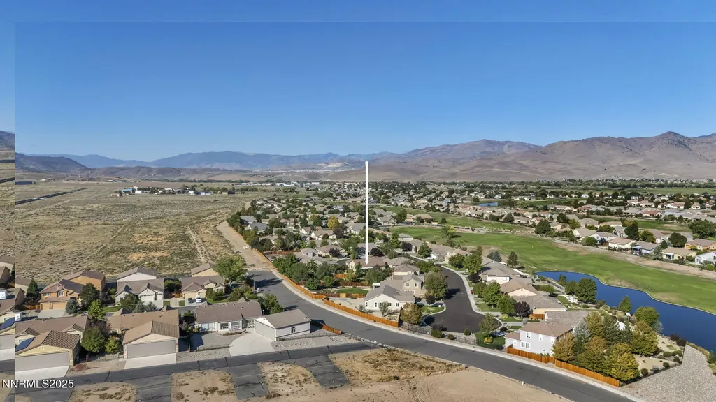 823 Gullane Dayton NV 89403
