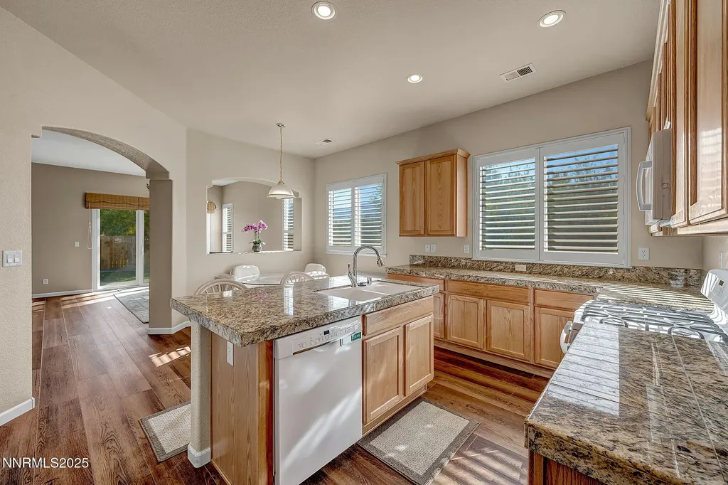 823 Gullane Dayton NV 89403