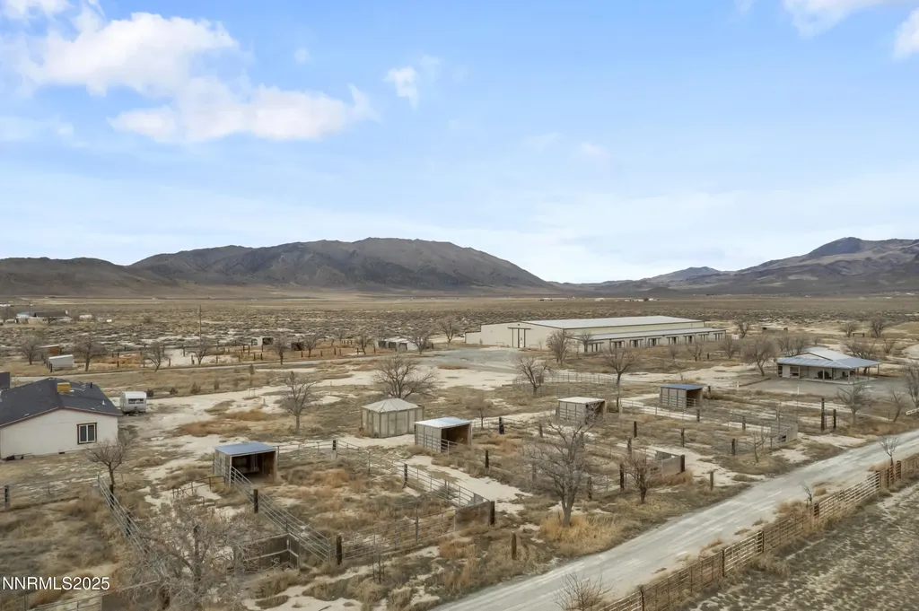 5100 Grey Van Reno NV 89510