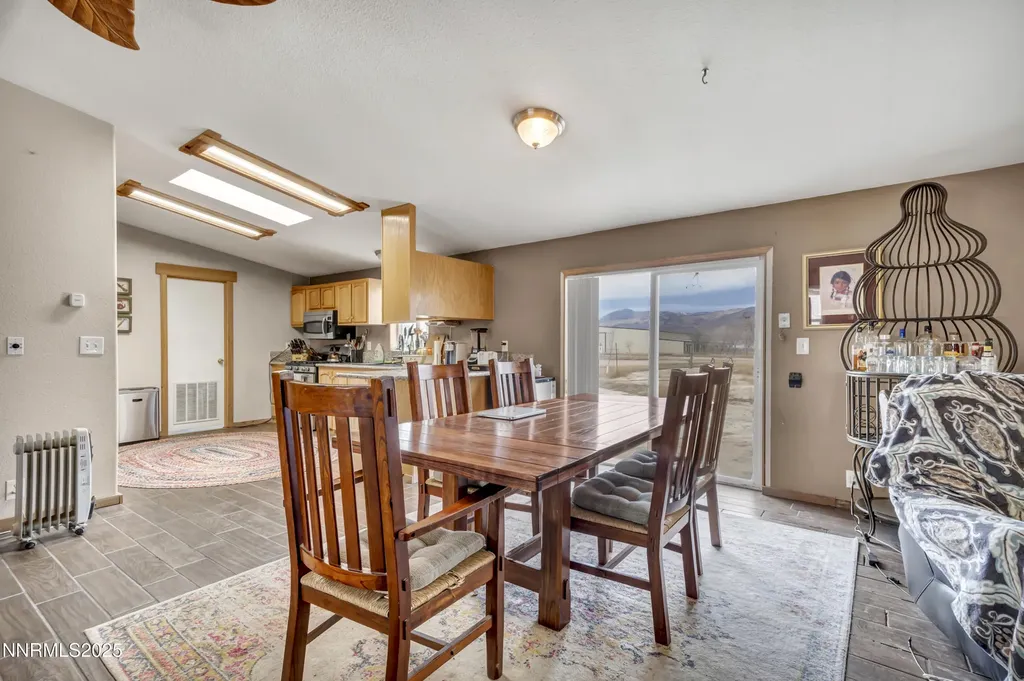 5100 Grey Van Reno NV 89510