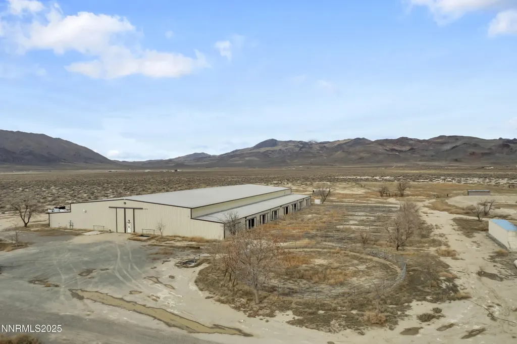 5100 Grey Van Reno NV 89510