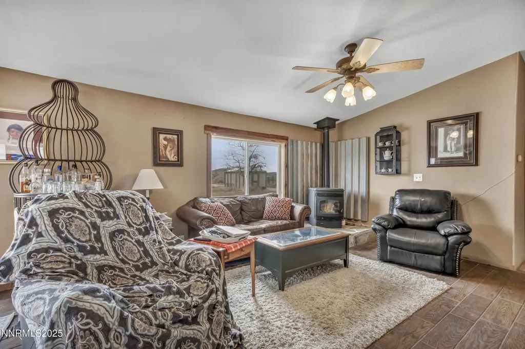 5100 Grey Van Reno NV 89510