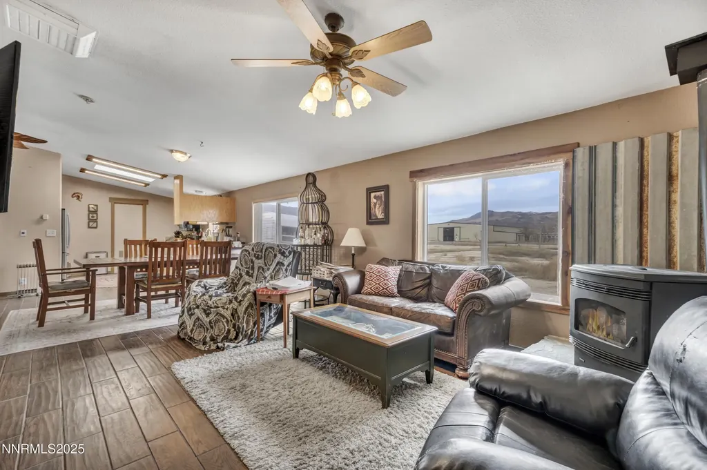 5100 Grey Van Reno NV 89510