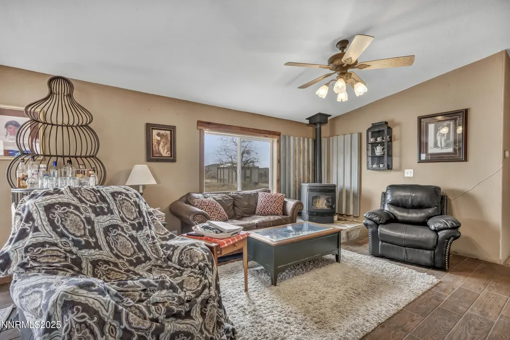 5100 Grey Van Reno NV 89510