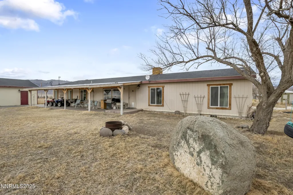 5100 Grey Van Reno NV 89510
