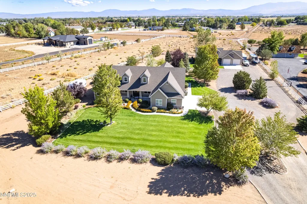 1030 Country Gardnerville NV 89460
