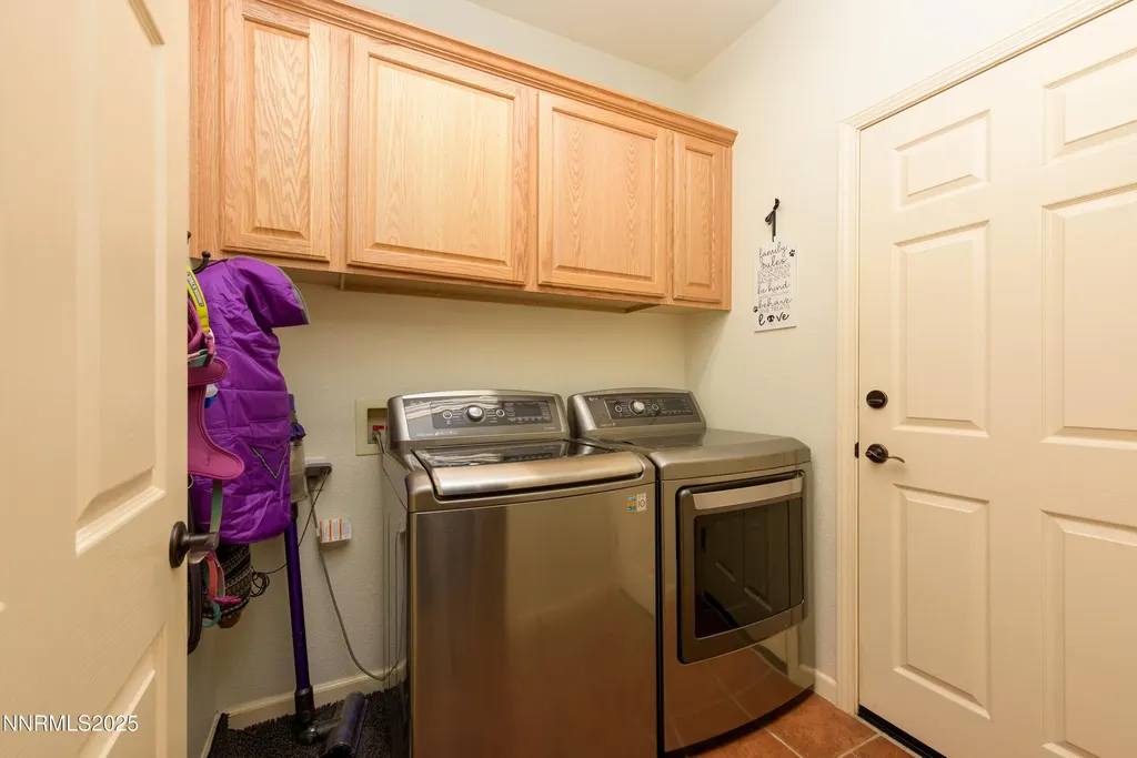 1030 Country Gardnerville NV 89460