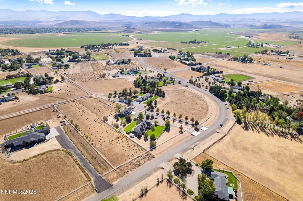 1030 Country Gardnerville NV 89460