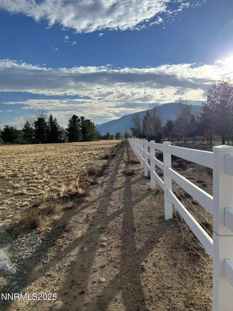 1030 Country Gardnerville NV 89460