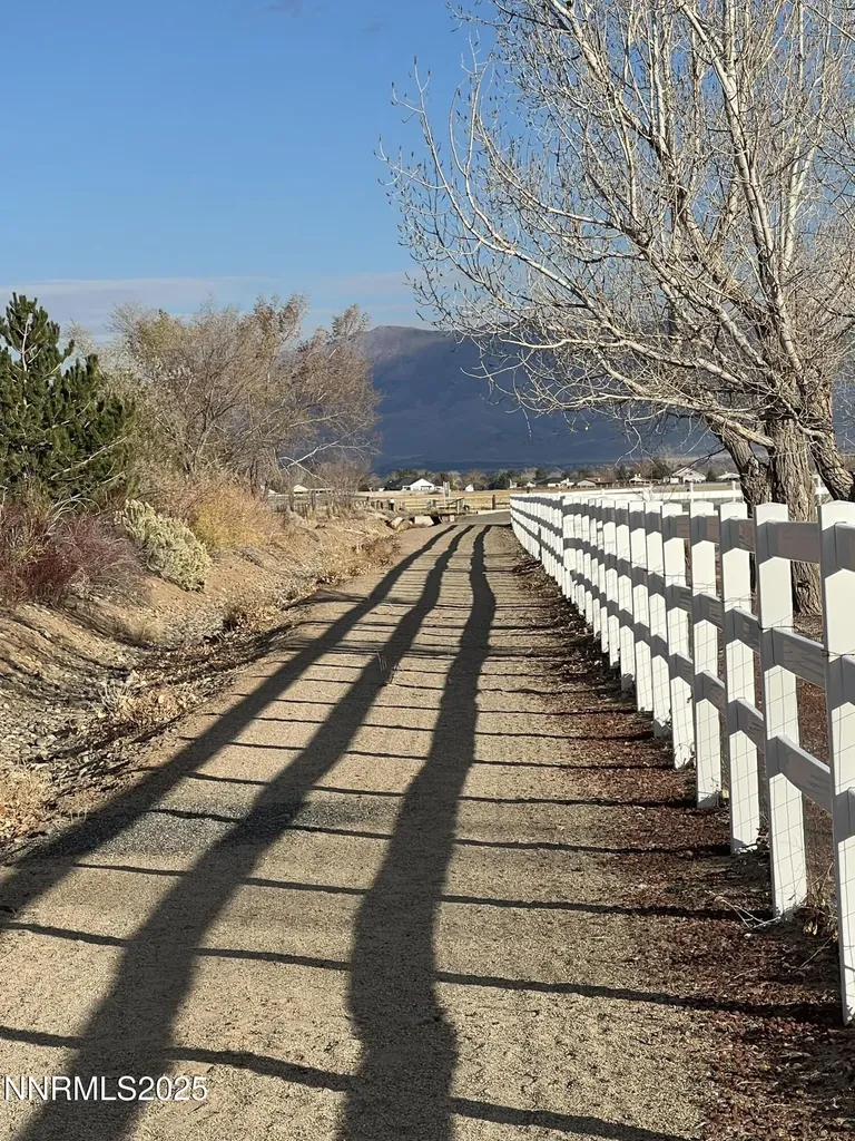 1030 Country Gardnerville NV 89460