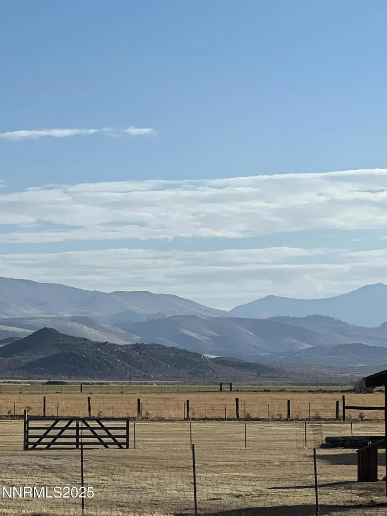 1030 Country Gardnerville NV 89460