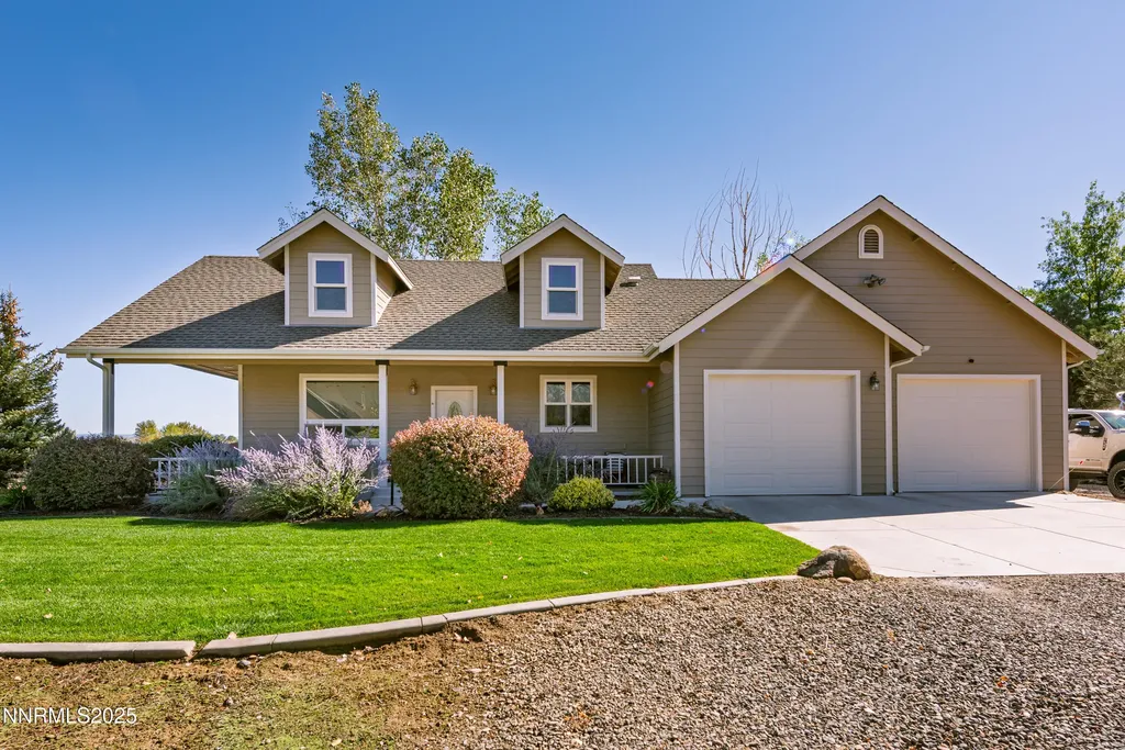 1030 Country Gardnerville NV 89460