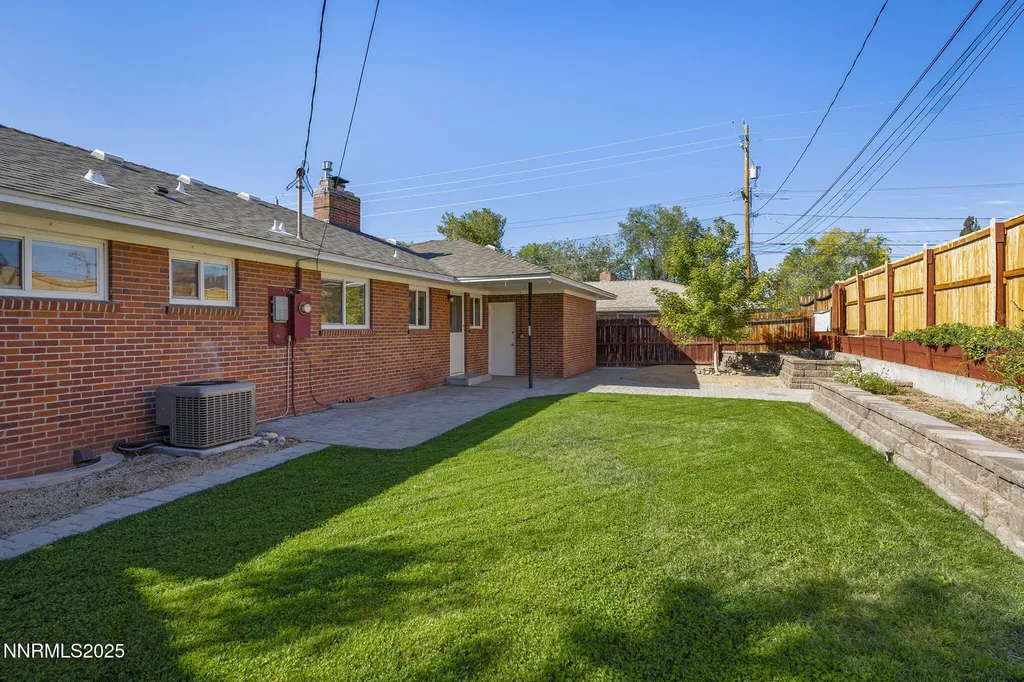 395 Hillcrest Reno NV 89509