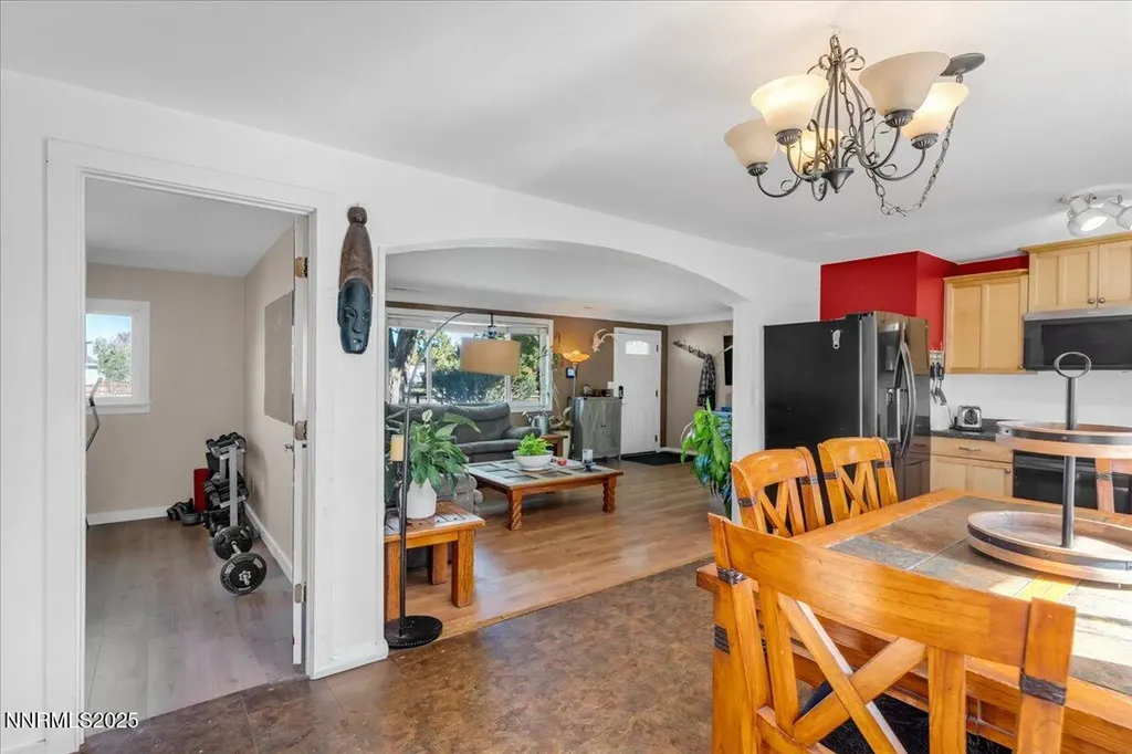 1231 Manhattan Gardnerville NV 89460