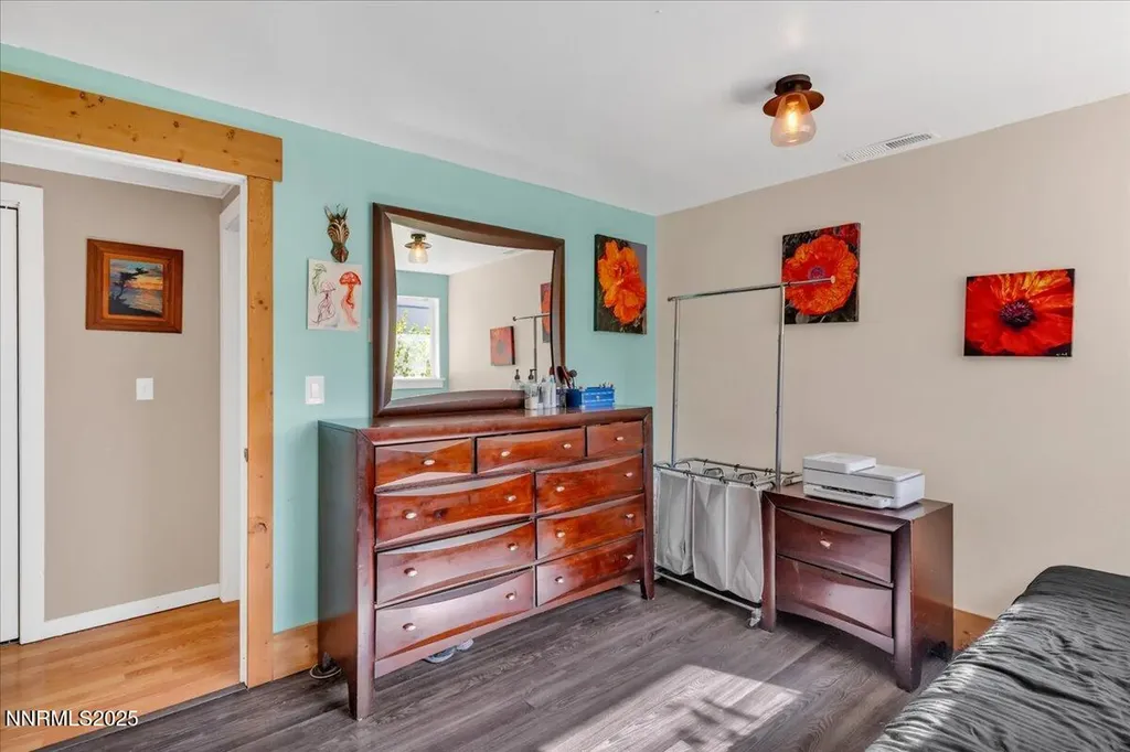 1231 Manhattan Gardnerville NV 89460