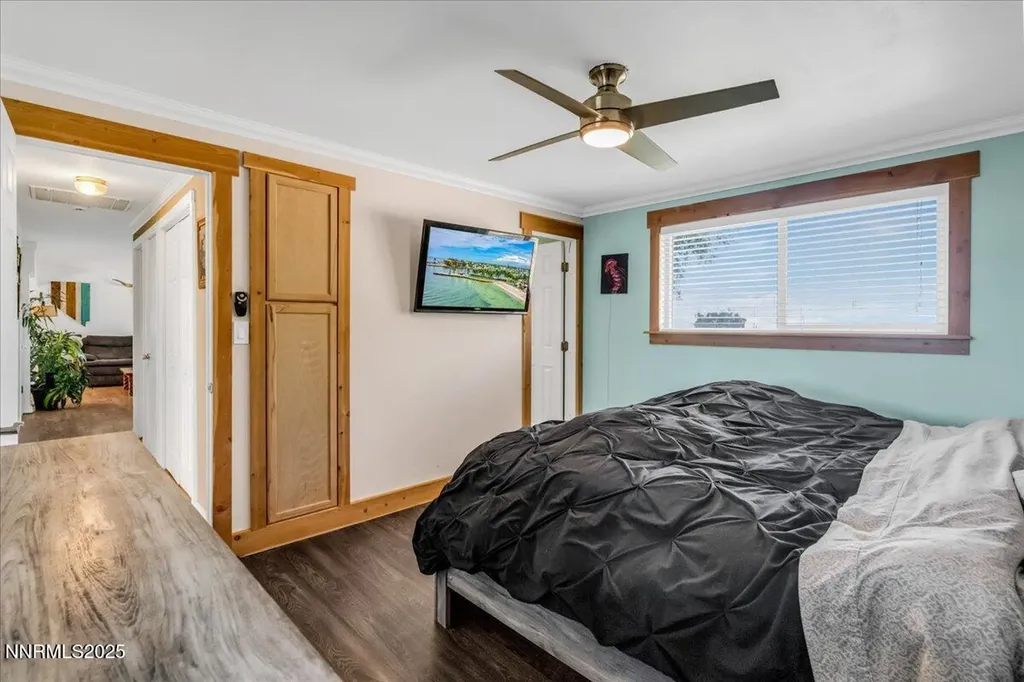 1231 Manhattan Gardnerville NV 89460