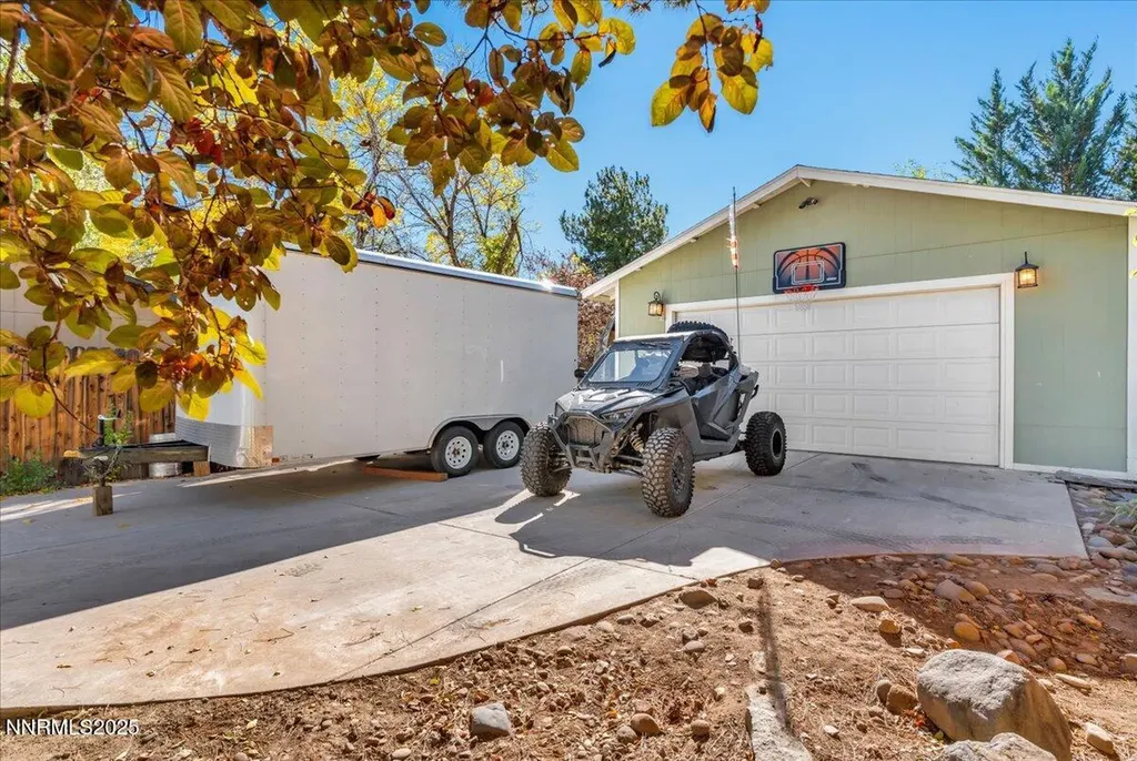 1231 Manhattan Gardnerville NV 89460