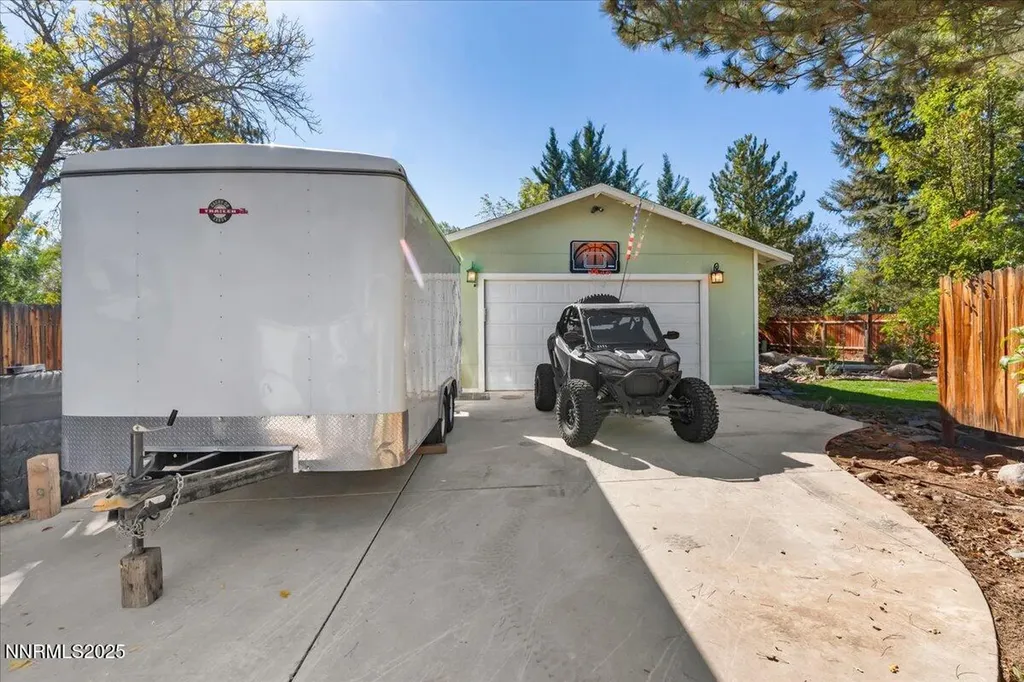 1231 Manhattan Gardnerville NV 89460