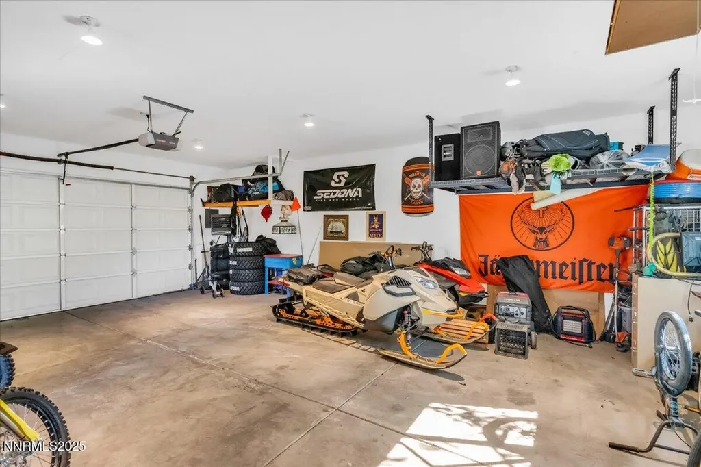 1231 Manhattan Gardnerville NV 89460
