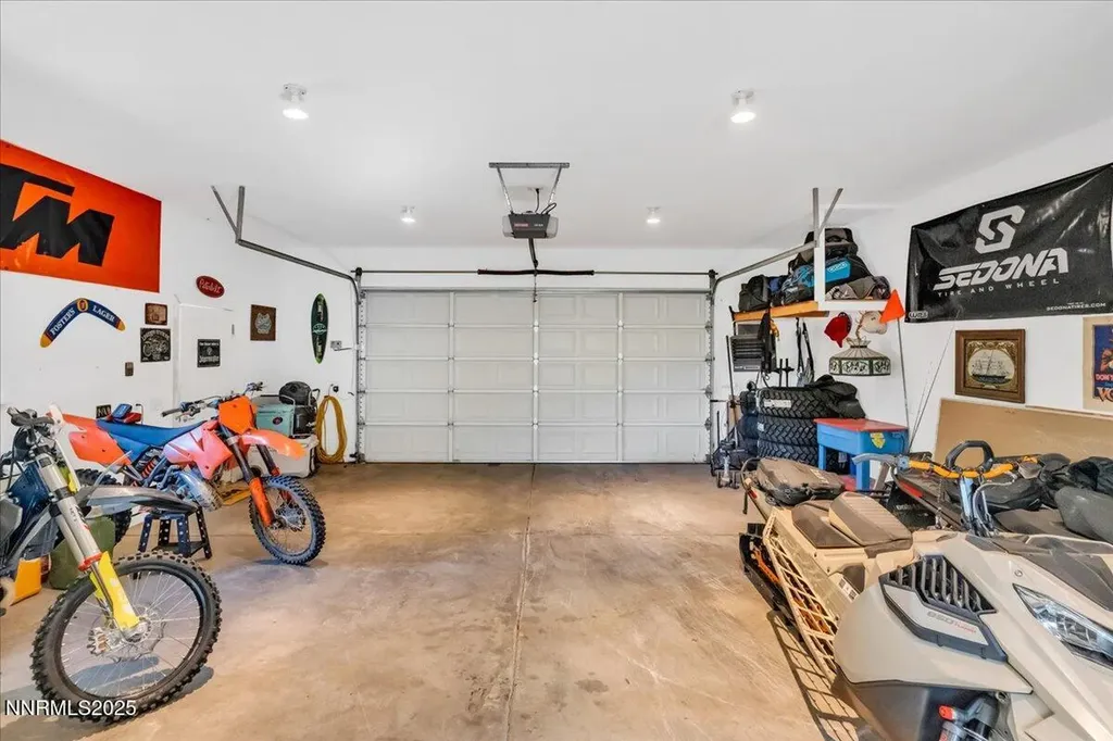 1231 Manhattan Gardnerville NV 89460