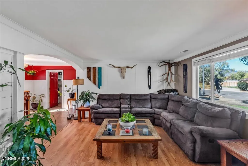 1231 Manhattan Gardnerville NV 89460