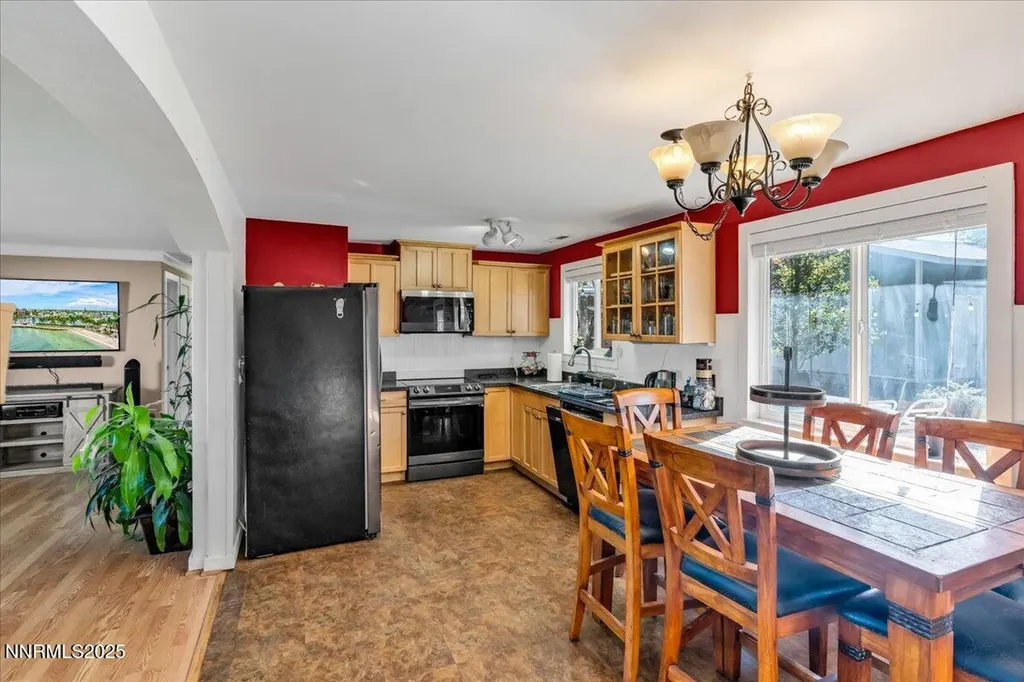 1231 Manhattan Gardnerville NV 89460