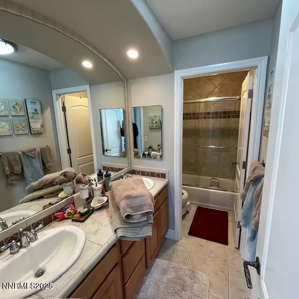 3381 Cheechako Reno NV 89519
