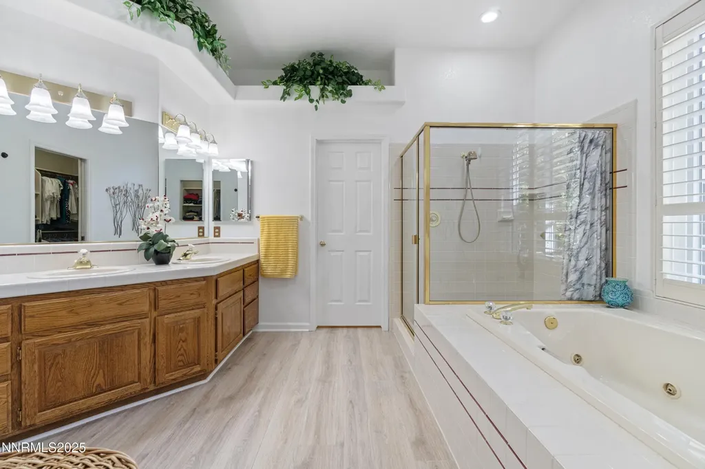 1216 Pleasantview Gardnerville NV 89460