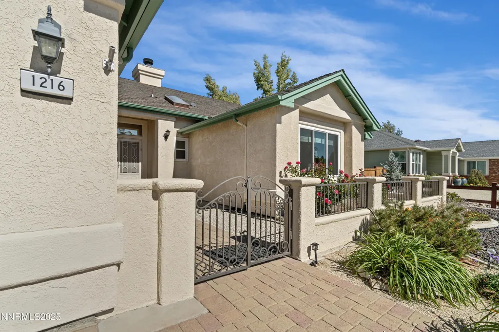 1216 Pleasantview Gardnerville NV 89460