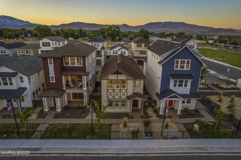 1302 Grove Carson City NV 89701