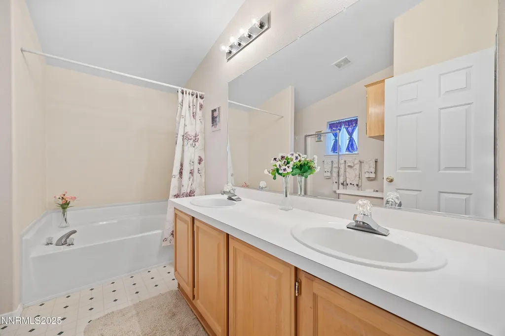 7510 Claridge Pointe Reno NV 89506