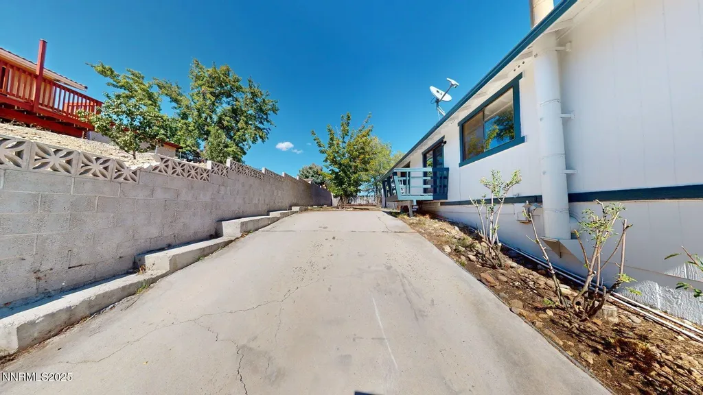 2345 Camelot Reno NV 89509