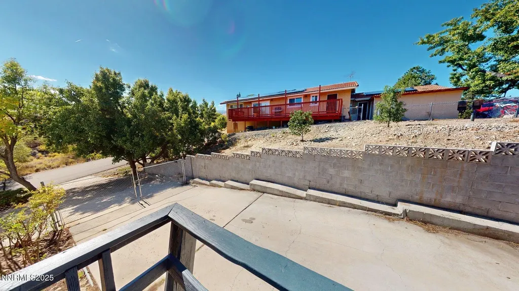 2345 Camelot Reno NV 89509