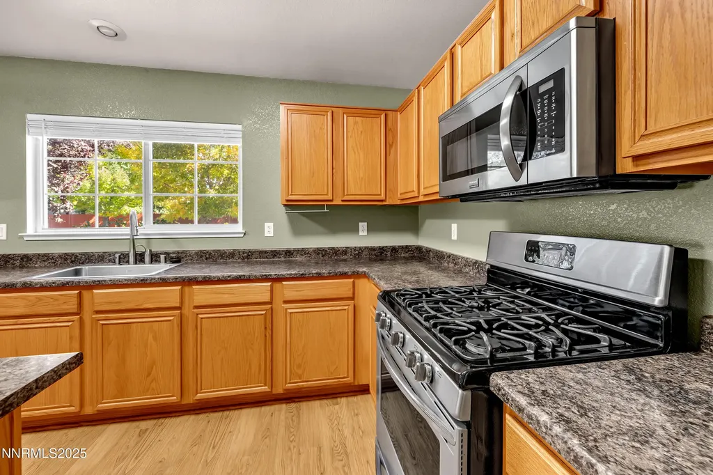17507 Bear Lake Reno NV 89508