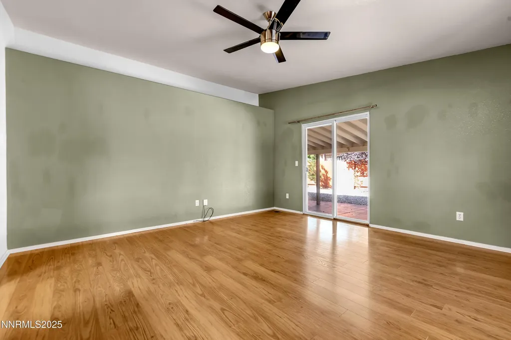 17507 Bear Lake Reno NV 89508
