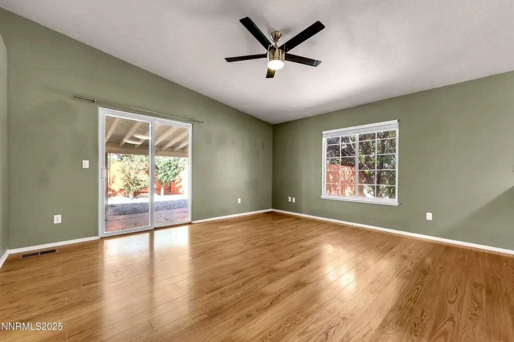 17507 Bear Lake Reno NV 89508