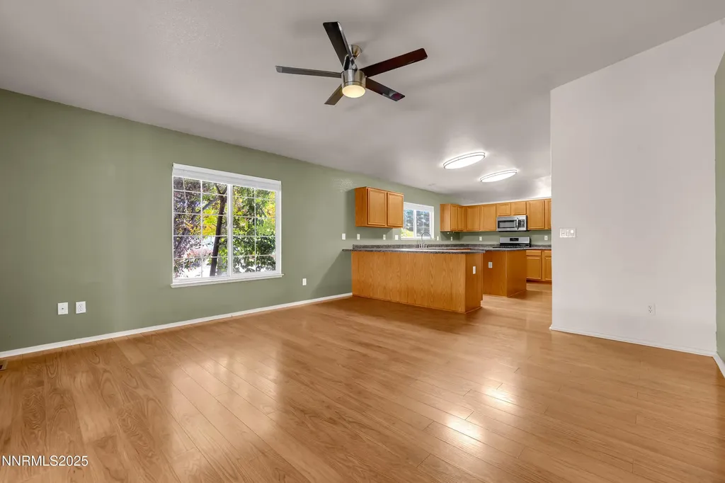 17507 Bear Lake Reno NV 89508